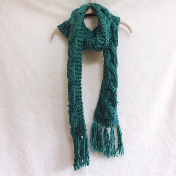 Forever 21 Teal Knitted Long Tassel Scarf - Picture 1 of 5